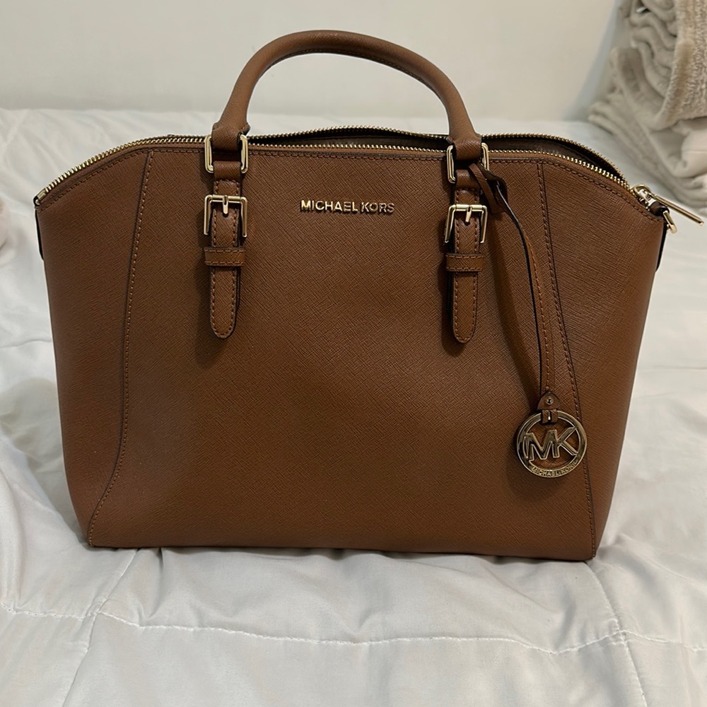 Micheal Kors brown purse
